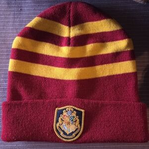 ⚡ Harry Potter Gryffindor House Knit Beanie – Show Your House Pride! 🦁
